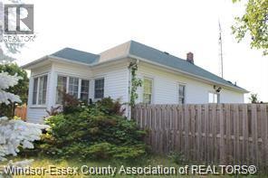 725 Mersea Rd 6 East, Leamington, Ontario  N8H 3V8 - Photo 2 - 26013619
