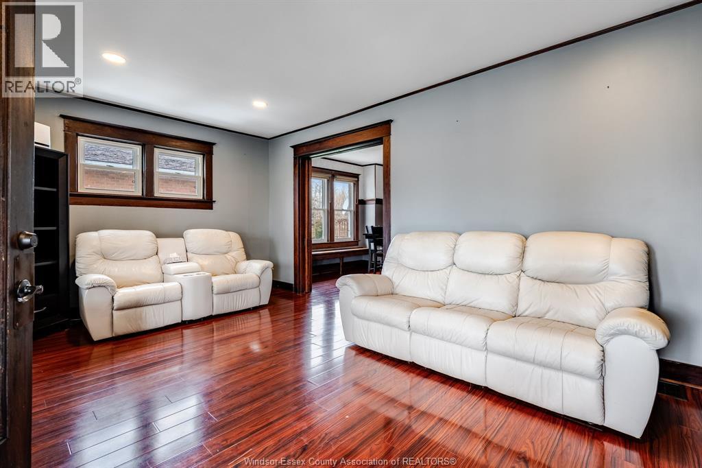 24 Maple Street, Kingsville, Ontario  N9Y 1L7 - Photo 4 - 26013617