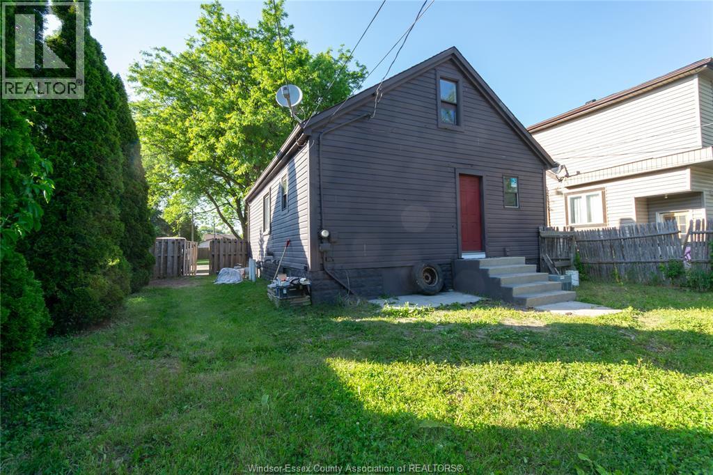 629 Stanley, Windsor, Ontario  N8X 3B3 - Photo 18 - 26013538
