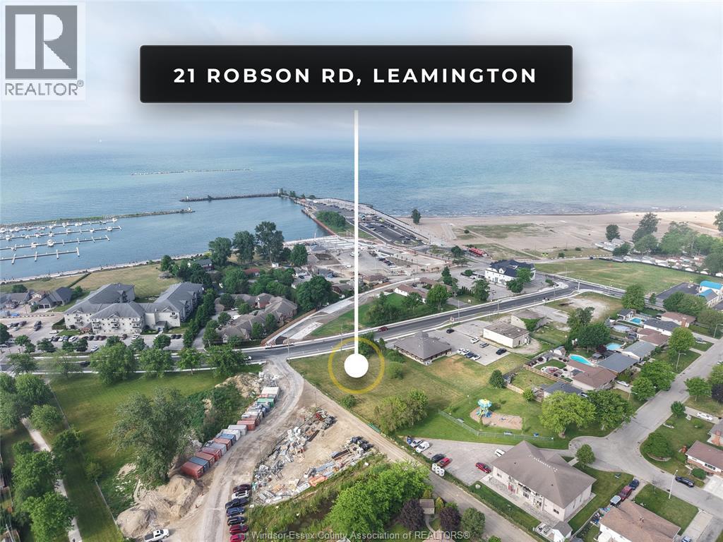 21 Robson Road, Leamington, Ontario  N8H 2M8 - Photo 2 - 26013524