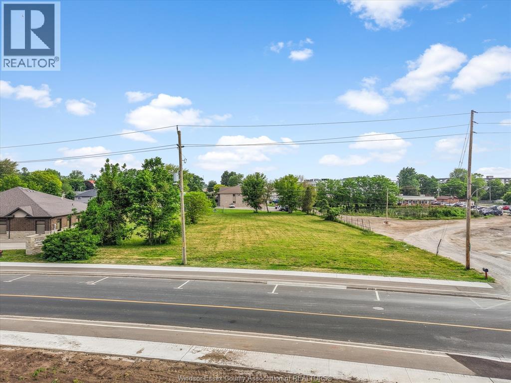 21 Robson Road, Leamington, Ontario  N8H 2M8 - Photo 5 - 26013524
