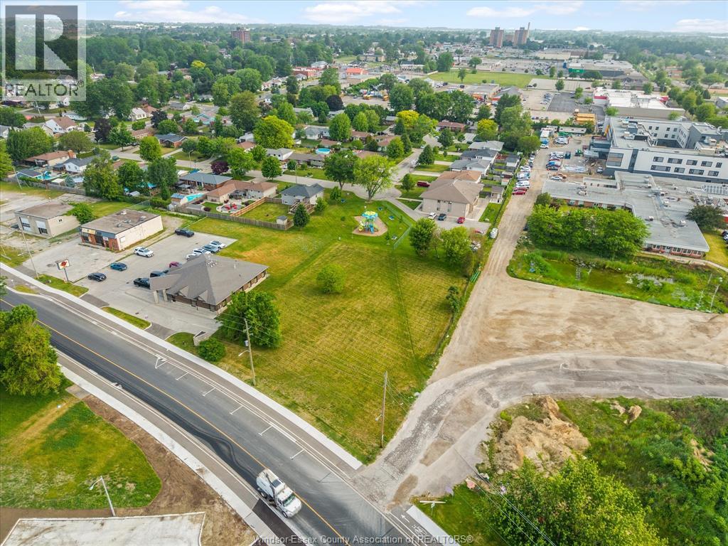 21 Robson Road, Leamington, Ontario  N8H 2M8 - Photo 7 - 26013524