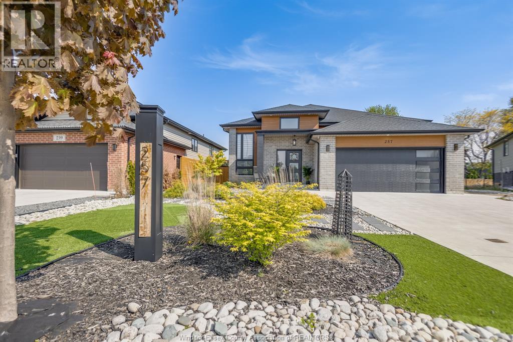 257 Robinson Avenue, Essex, Ontario  N8M 0A8 - Photo 43 - 26013695