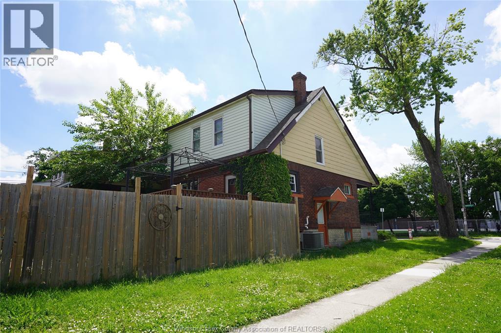 1450 Bruce Avenue, Windsor, Ontario  N8X 1X8 - Photo 4 - 26013392