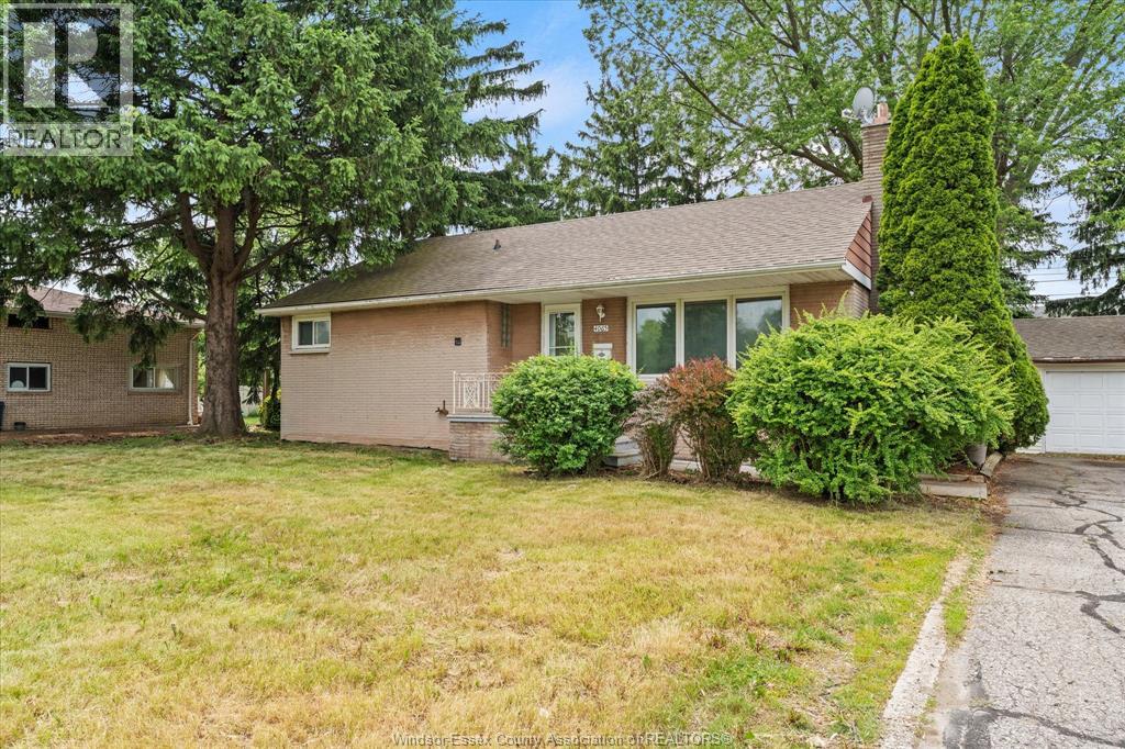 4065 Dougall, Windsor, Ontario