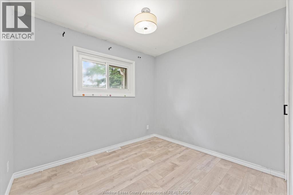4065 Dougall, Windsor, Ontario  N9G 1X4 - Photo 17 - 26013713