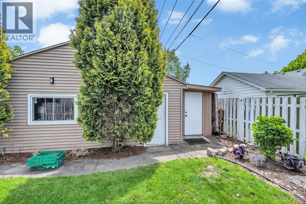 1857 Central Avenue, Windsor, Ontario  N8W 4H6 - Photo 24 - 26013714