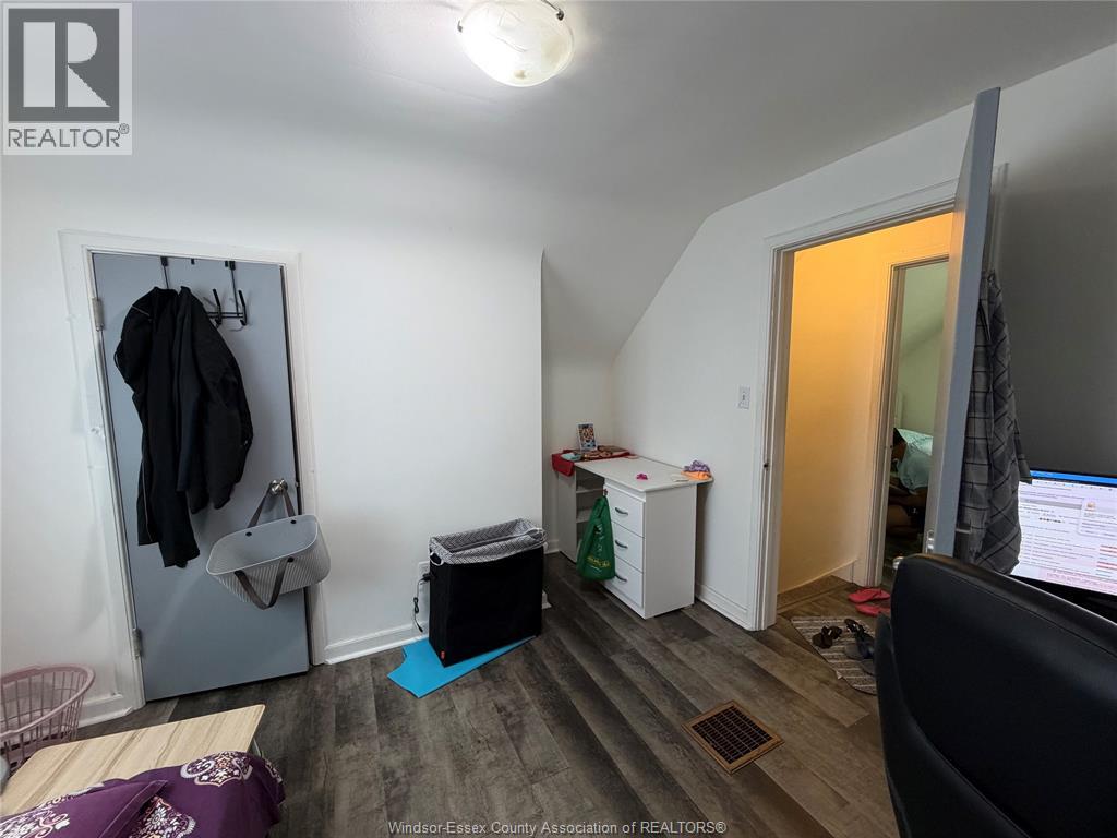 1206 Rankin Unit# Bedroom 3, Windsor, Ontario  N9B 2S6 - Photo 12 - 26013644