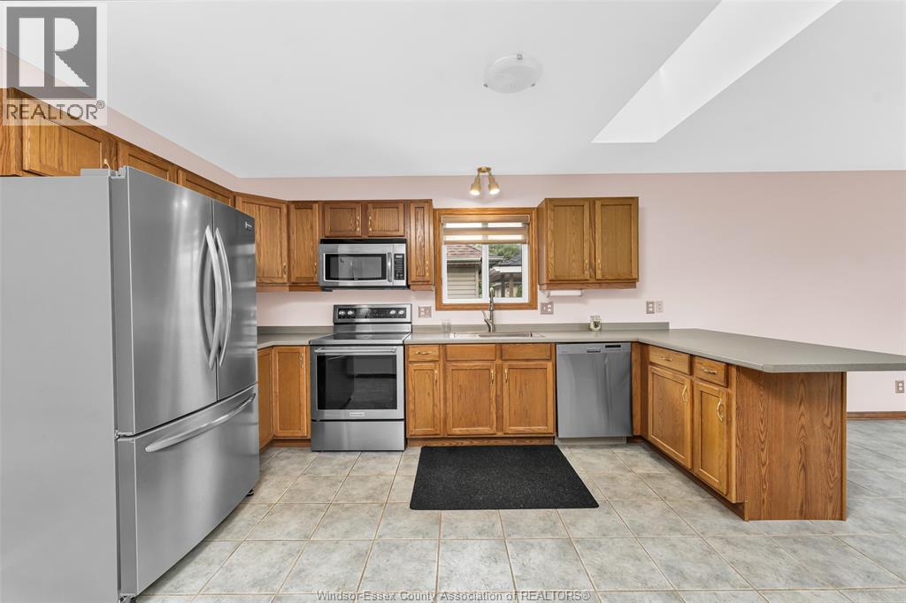 3438 Treeline Court, Windsor, Ontario  N8R 2K3 - Photo 12 - 26013789