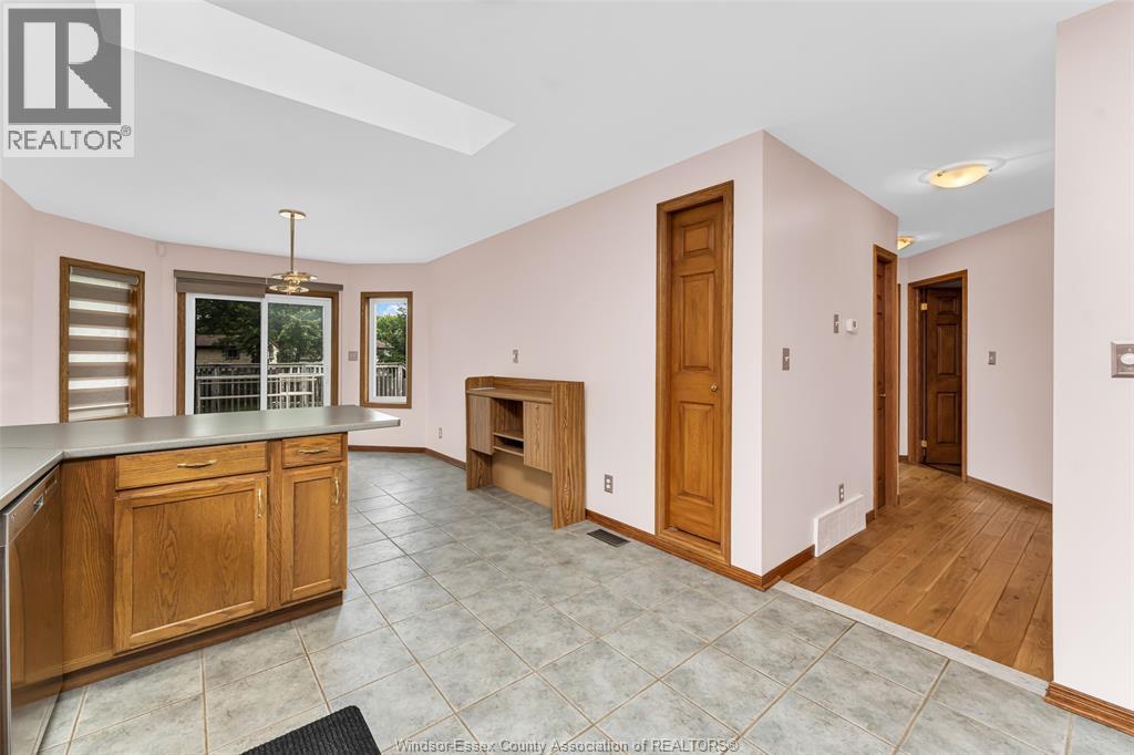 3438 Treeline Court, Windsor, Ontario  N8R 2K3 - Photo 13 - 26013789