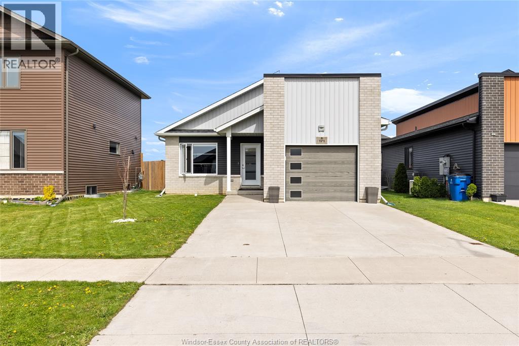 171 Moonstone, Chatham, Ontario  N7M 0S1 - Photo 2 - 26013785