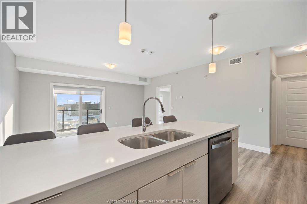 728 Brownstone Drive Unit# 201, Tecumseh, Ontario  N9K 0C4 - Photo 7 - 26013794