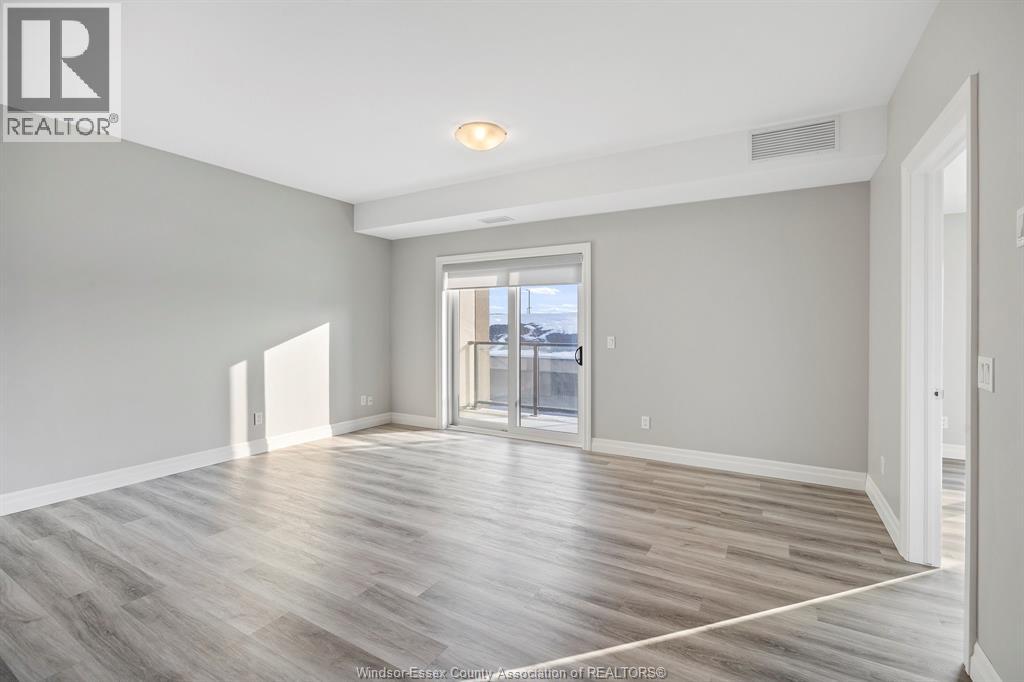 728 Brownstone Drive Unit# 201, Tecumseh, Ontario  N9K 0C4 - Photo 8 - 26013794