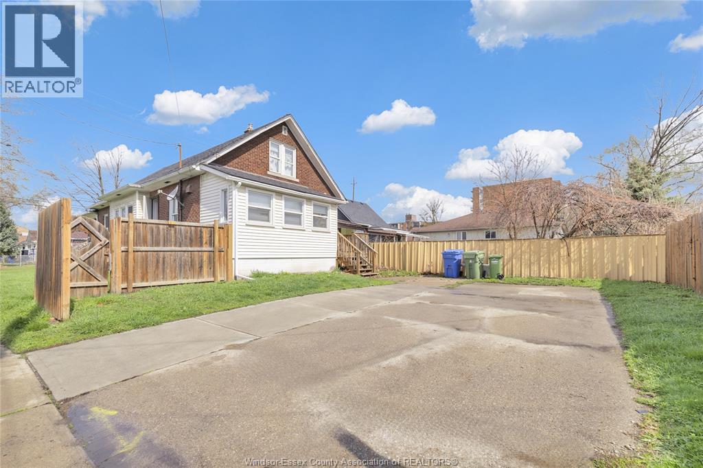 3497 Peter Street, Windsor, Ontario  N9C 1J4 - Photo 5 - 26013816