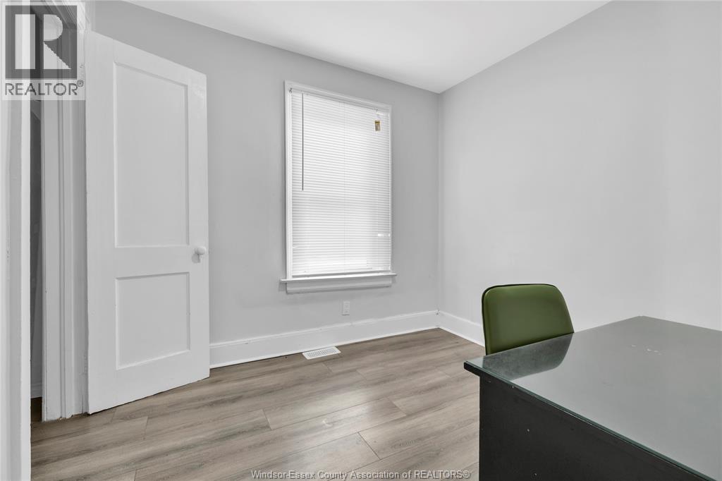 3497 Peter Street, Windsor, Ontario  N9C 1J4 - Photo 13 - 26013814