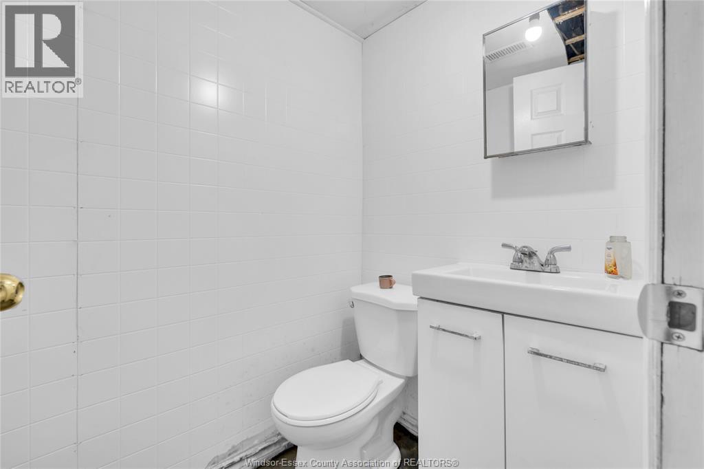 227 Bridge Avenue, Windsor, Ontario  N9B 2M1 - Photo 12 - 26013807
