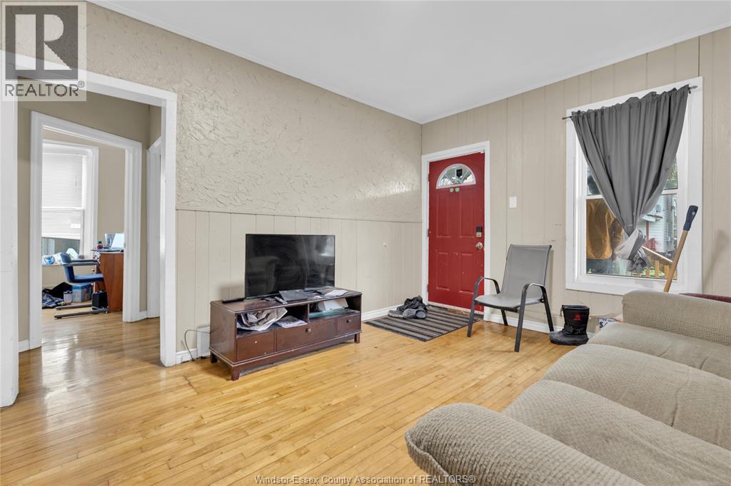 227 Bridge Avenue, Windsor, Ontario  N9B 2M1 - Photo 5 - 26013807