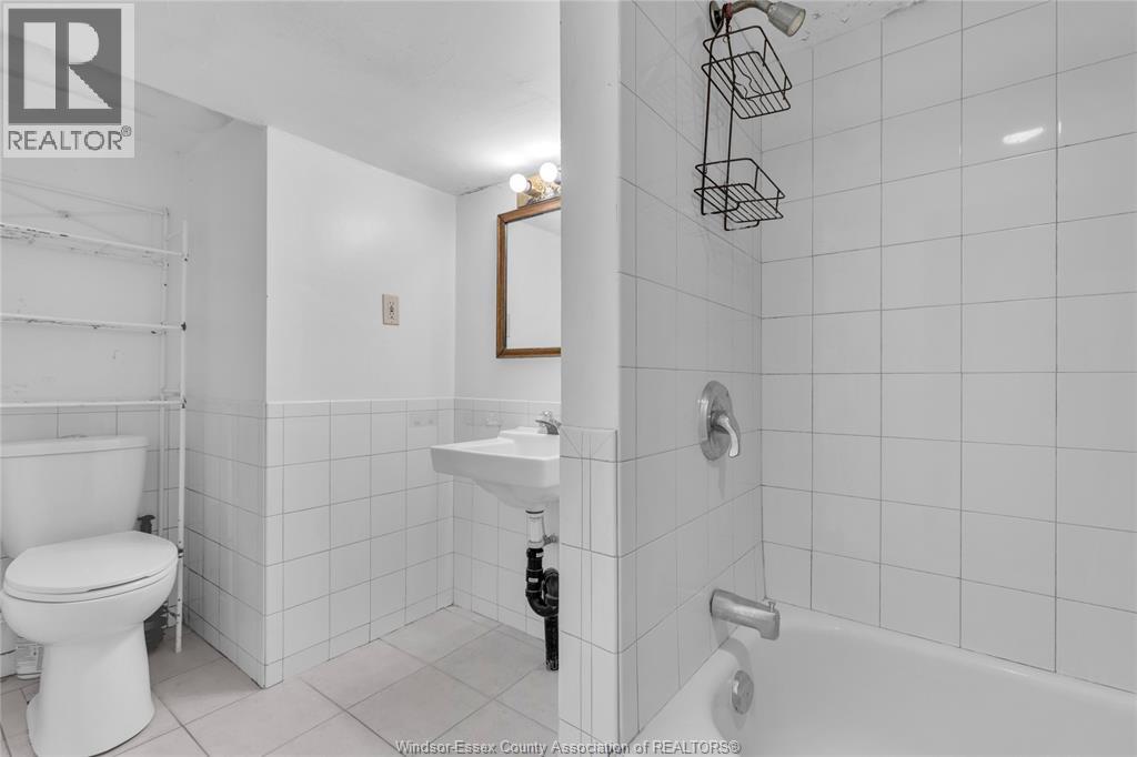 530-532 Campbell Avenue, Windsor, Ontario  N9B 2H4 - Photo 18 - 26013818