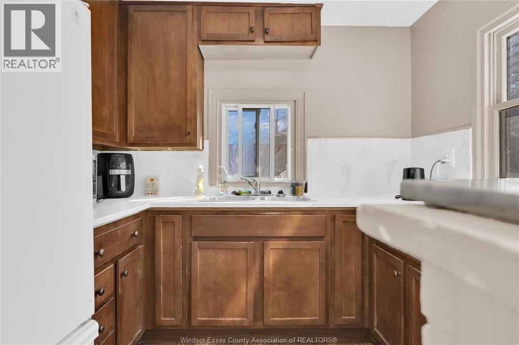 530-532 Campbell Avenue, Windsor, Ontario  N9B 2H4 - Photo 4 - 26013818