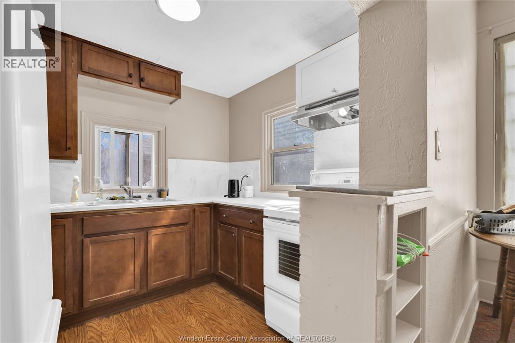 530-532 Campbell Avenue, Windsor, Ontario  N9B 2H4 - Photo 5 - 26013818