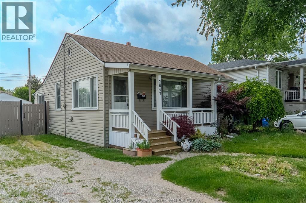 2647 George, Windsor, Ontario