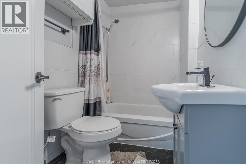 2647 George, Windsor, Ontario  N8W 4M8 - Photo 10 - 26013855