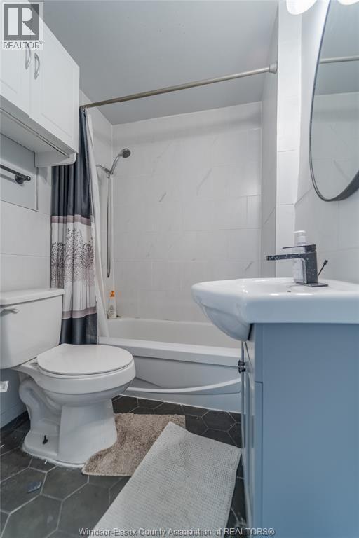 2647 George, Windsor, Ontario  N8W 4M8 - Photo 11 - 26013855