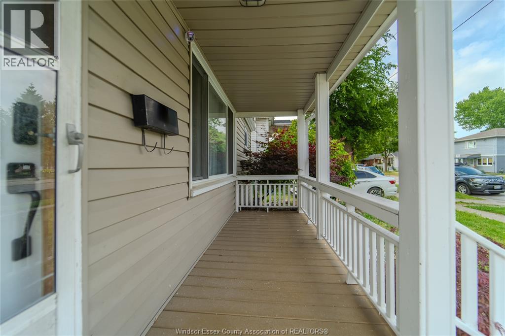 2647 George, Windsor, Ontario  N8W 4M8 - Photo 3 - 26013855