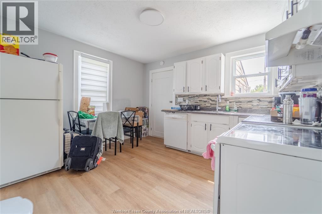 2647 George, Windsor, Ontario  N8W 4M8 - Photo 7 - 26013855