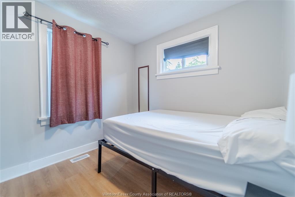 2647 George, Windsor, Ontario  N8W 4M8 - Photo 9 - 26013855