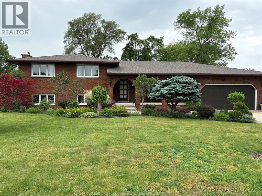 781 Bedford, Windsor, Ontario  N9G 1H3 - Photo 1 - 26013768