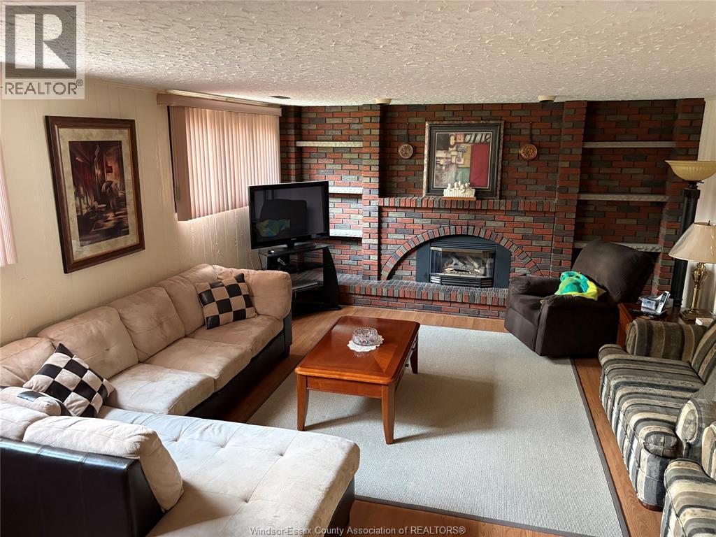 781 Bedford, Windsor, Ontario  N9G 1H3 - Photo 12 - 26013768