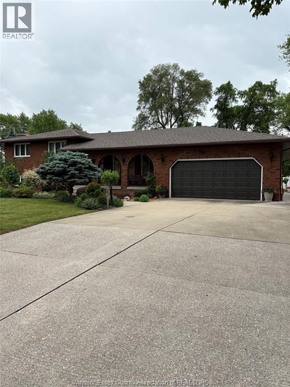 781 Bedford, Windsor, Ontario  N9G 1H3 - Photo 2 - 26013768