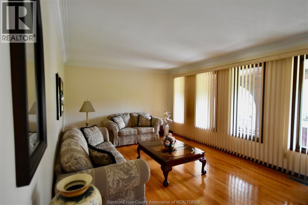 781 Bedford, Windsor, Ontario  N9G 1H3 - Photo 5 - 26013768