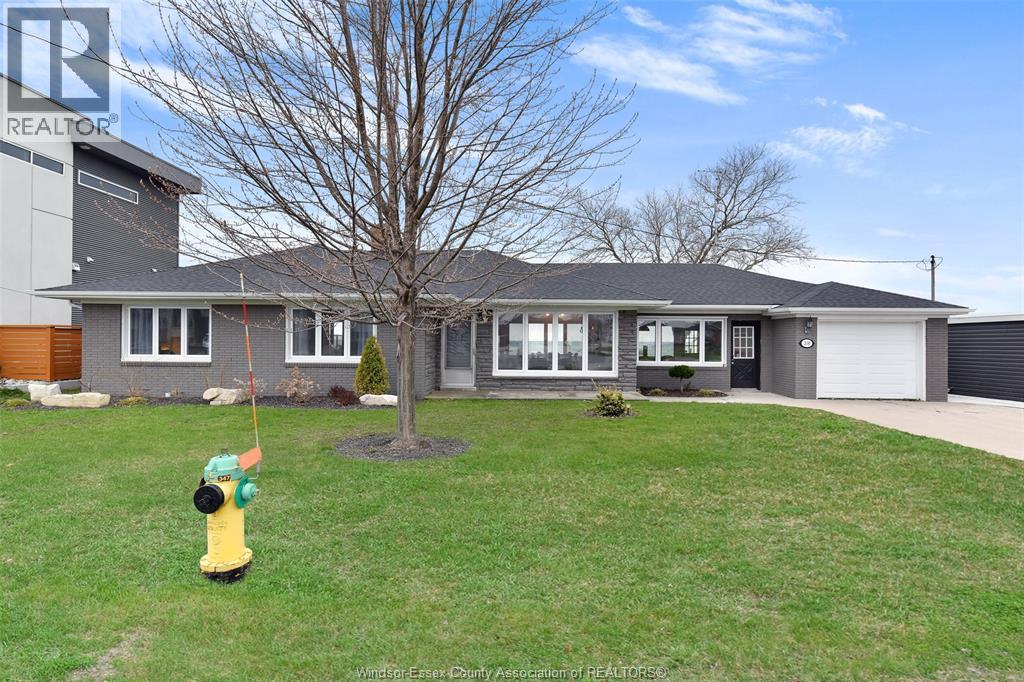 208 ROBSON ROAD, Leamington, Ontario