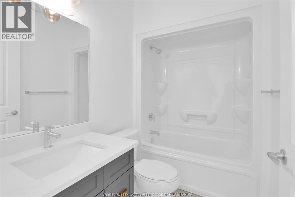 190 Mclellan Avenue, Amherstburg, Ontario  N9V 4C9 - Photo 10 - 26013852