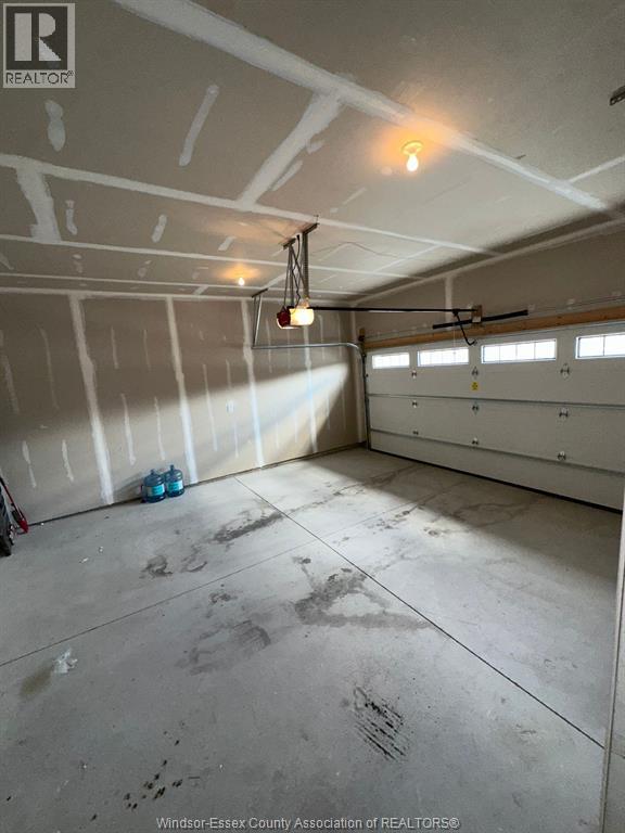 190 Mclellan Avenue, Amherstburg, Ontario  N9V 4C9 - Photo 13 - 26013852