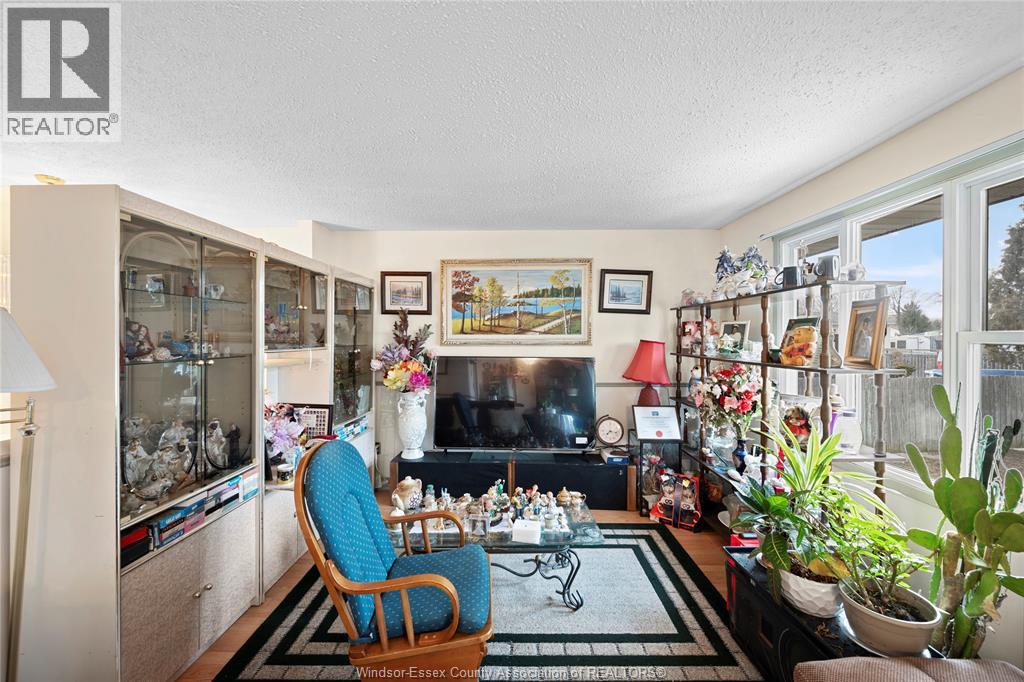 9606 Avery Lane, Windsor, Ontario  N8R 2A2 - Photo 13 - 26013881