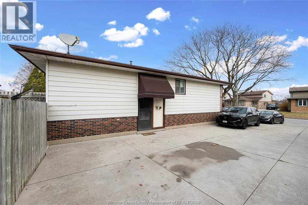 9606 Avery Lane, Windsor, Ontario  N8R 2A2 - Photo 7 - 26013881