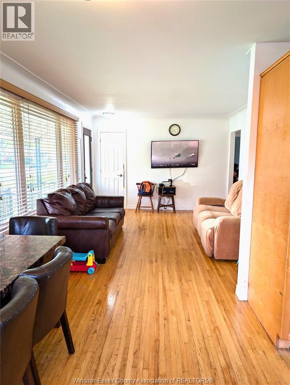 3456 Everts Avenue, Windsor, Ontario  N9E 2W1 - Photo 3 - 26013901