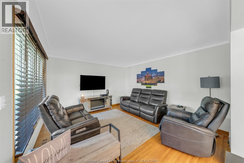 2471 Chandler Road, Windsor, Ontario  N8W 4A7 - Photo 3 - 26013898