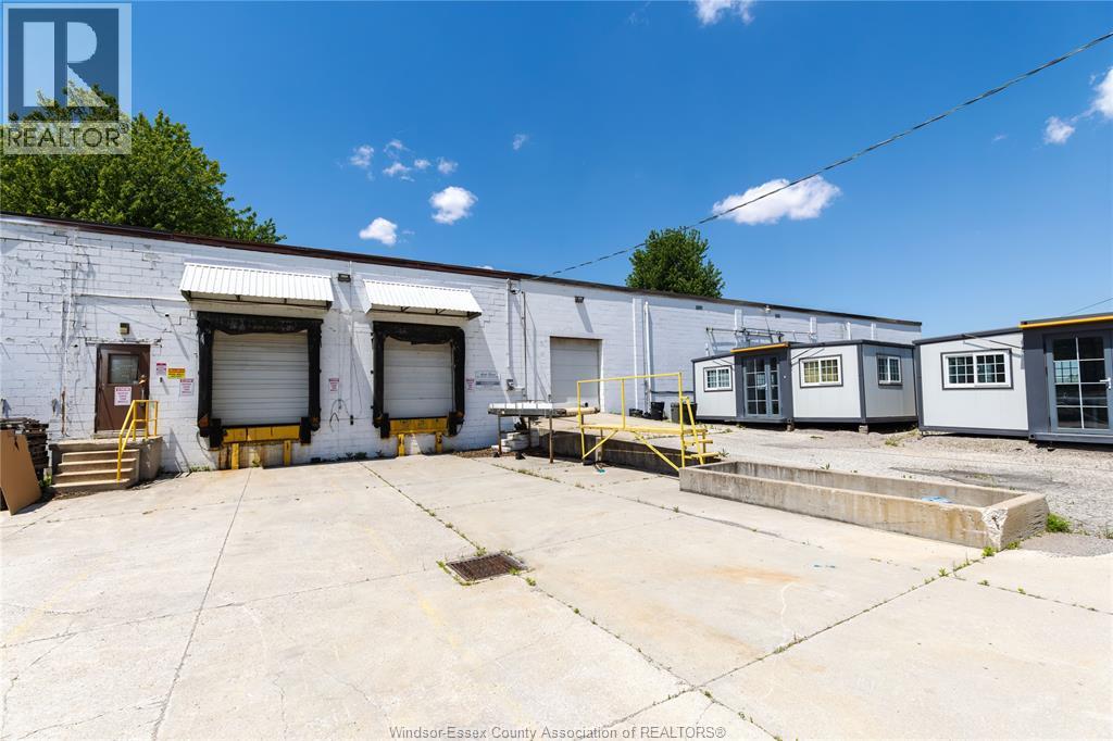 8323 Dover Center Line, Chatham-Kent, Ontario  N0P 1L0 - Photo 1 - 26013931
