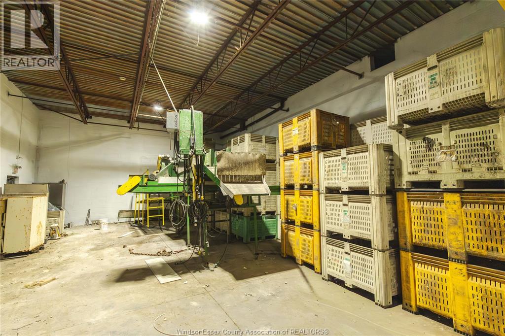 8323 Dover Center Line, Chatham-Kent, Ontario  N0P 1L0 - Photo 11 - 26013931