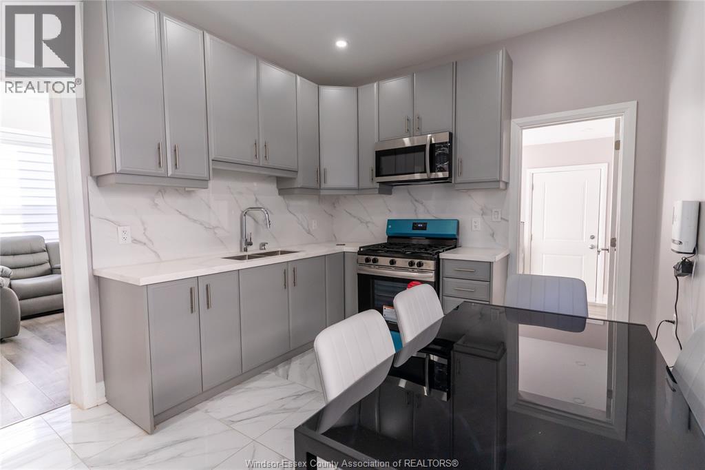 765 Dougall Avenue, Windsor, Ontario  N9A 4P9 - Photo 4 - 26013927