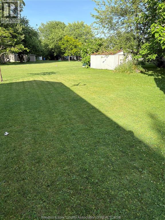 101 Dana, Essex, Ontario  N8M 1Z9 - Photo 13 - 26013919