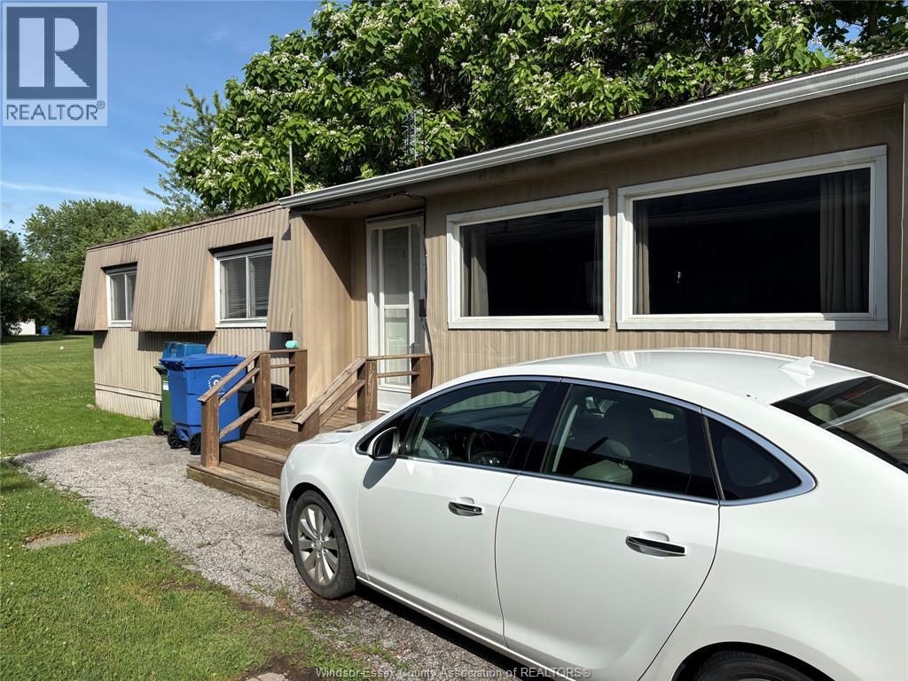 101 Dana, Essex, Ontario  N8M 1Z9 - Photo 2 - 26013919