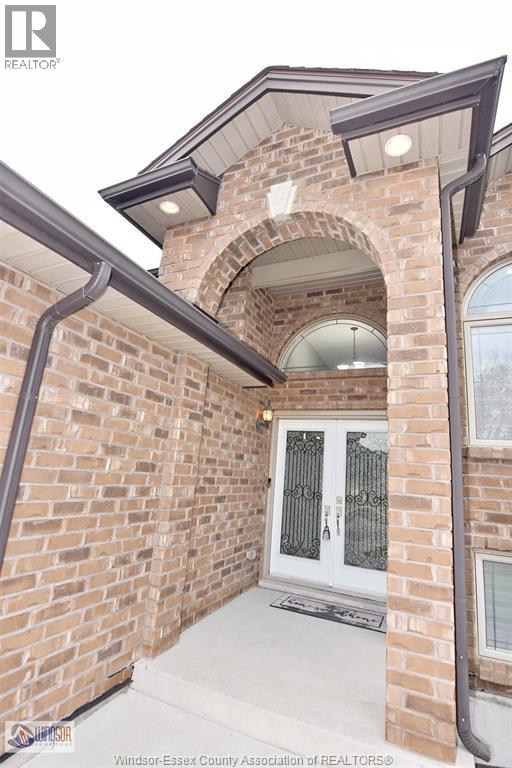 4759 Periwinkle Crescent, Windsor, Ontario  N9G 3G8 - Photo 8 - 26013940