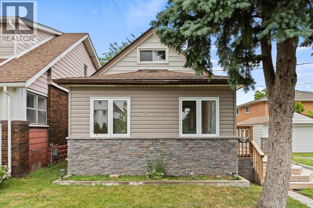 972 Wellington Avenue Unit# Main, Windsor, Ontario  N9A 5J8 - Photo 1 - 26013904