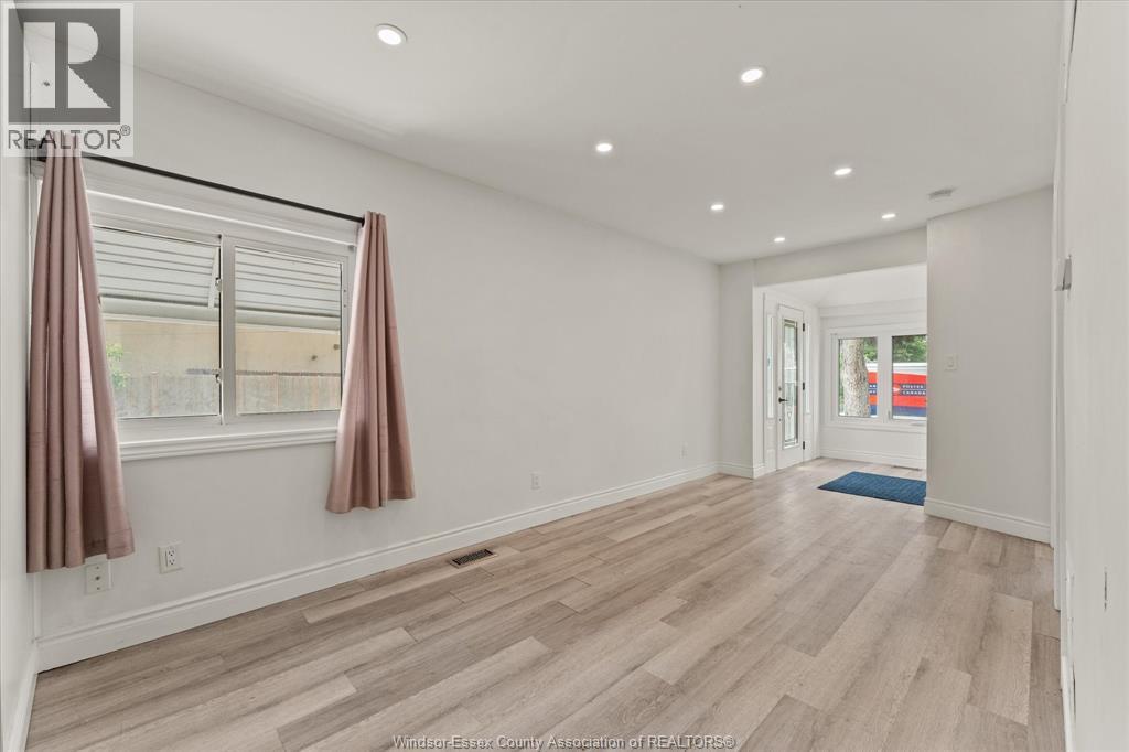 972 Wellington Avenue Unit# Main, Windsor, Ontario  N9A 5J8 - Photo 6 - 26013904