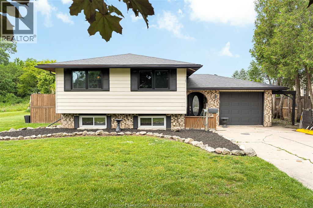 7165 MALDEN ROAD, LaSalle, Ontario